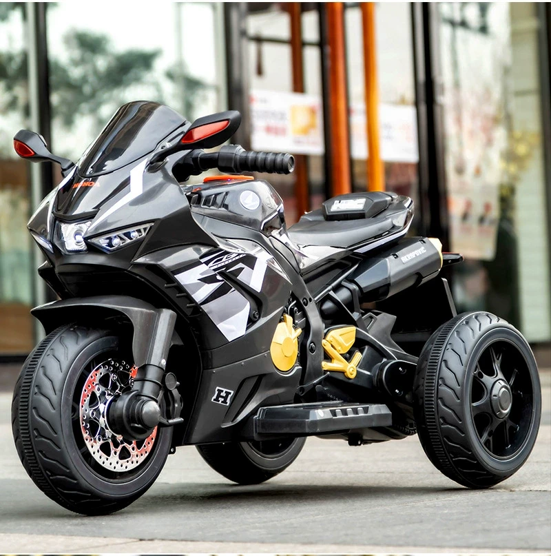 The Ultimate Guide to Riding a Motorcycle scooter